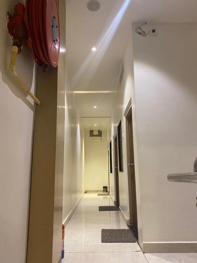 Hotel Raghupati Ayodhya エクステリア 写真